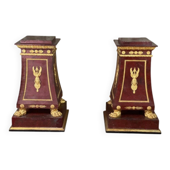 Pair of plaster bases imitating porphyry and gilded bronze circa 1980.
