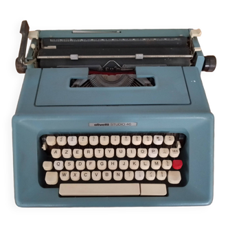 Olivetti Studio 46 typewriter