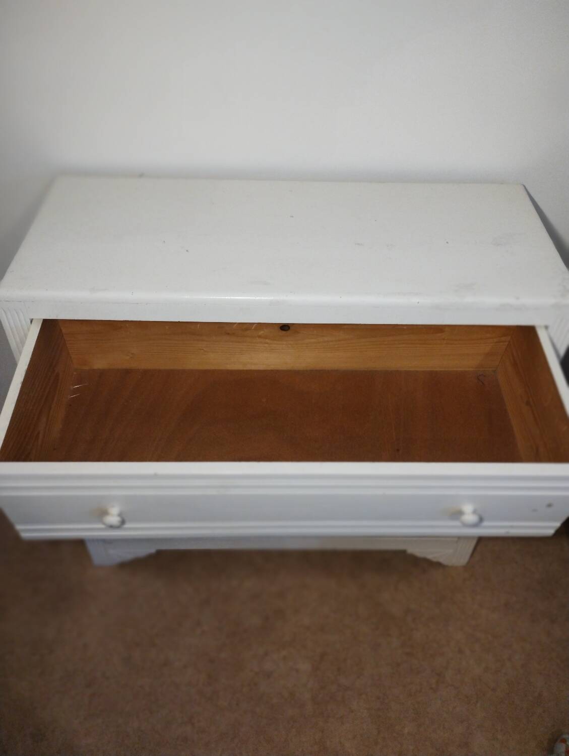Commode vintage