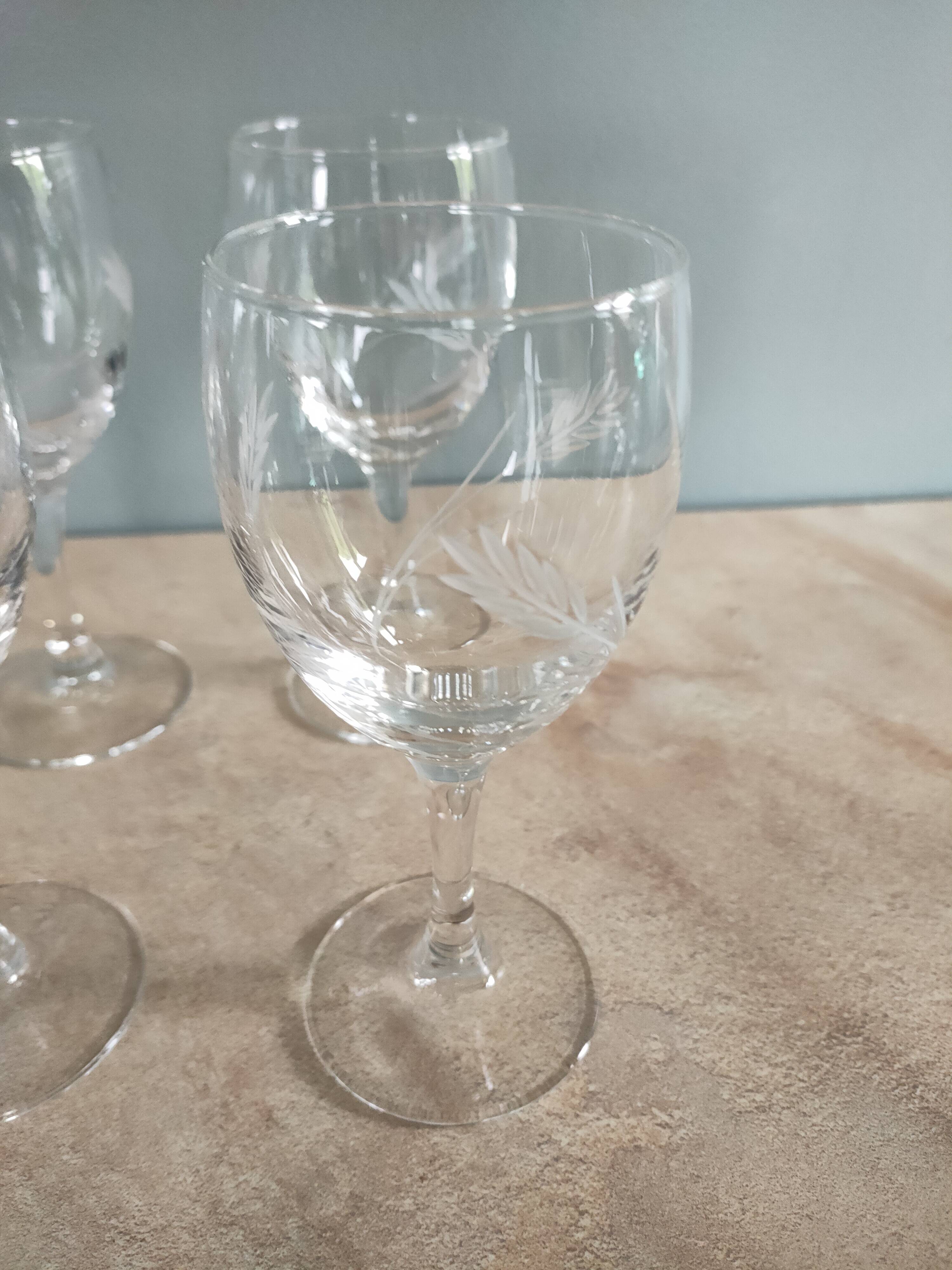 6 ears of wheat wine glasses