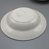 12 hollow porcelain plates, floral decoration and golden ledé - ∅: 23cm