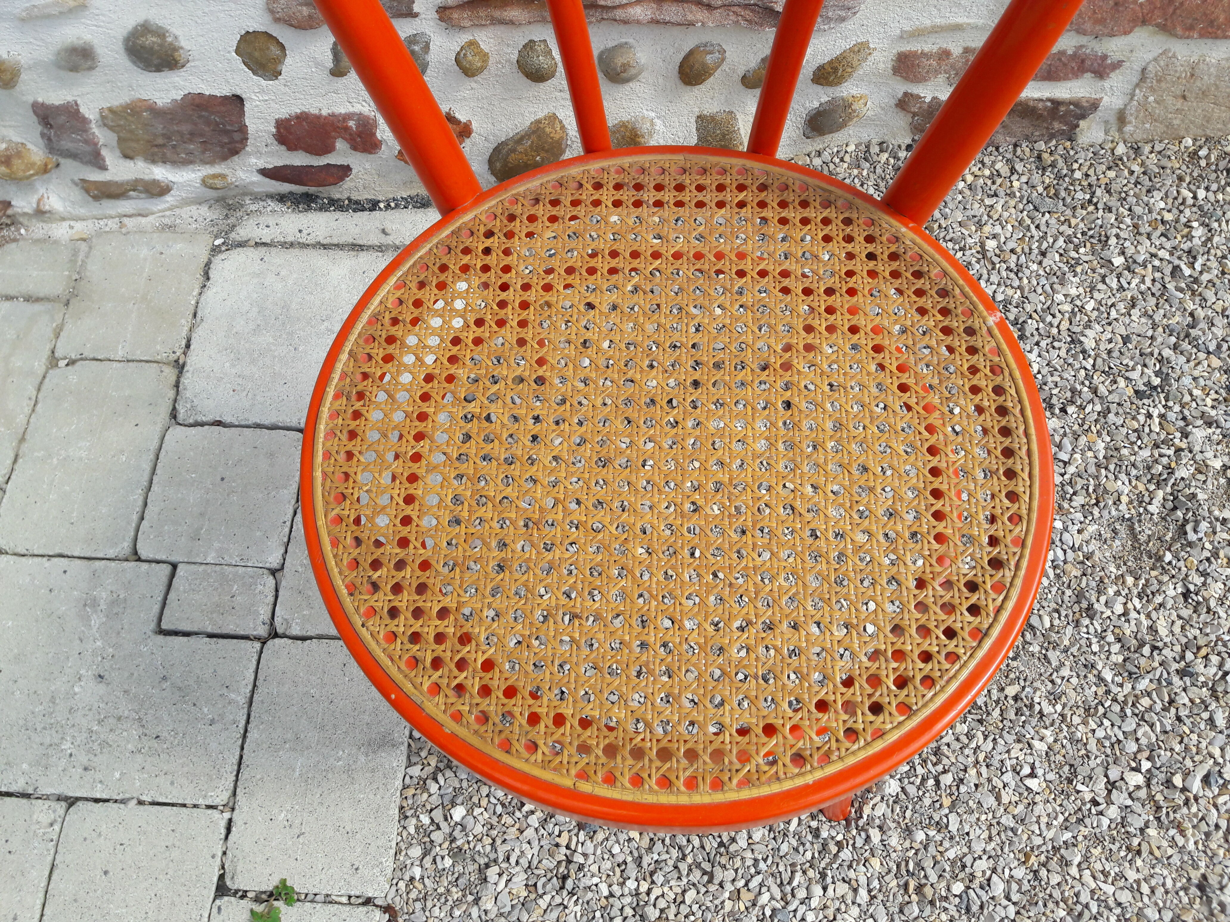 Bistro chair orange