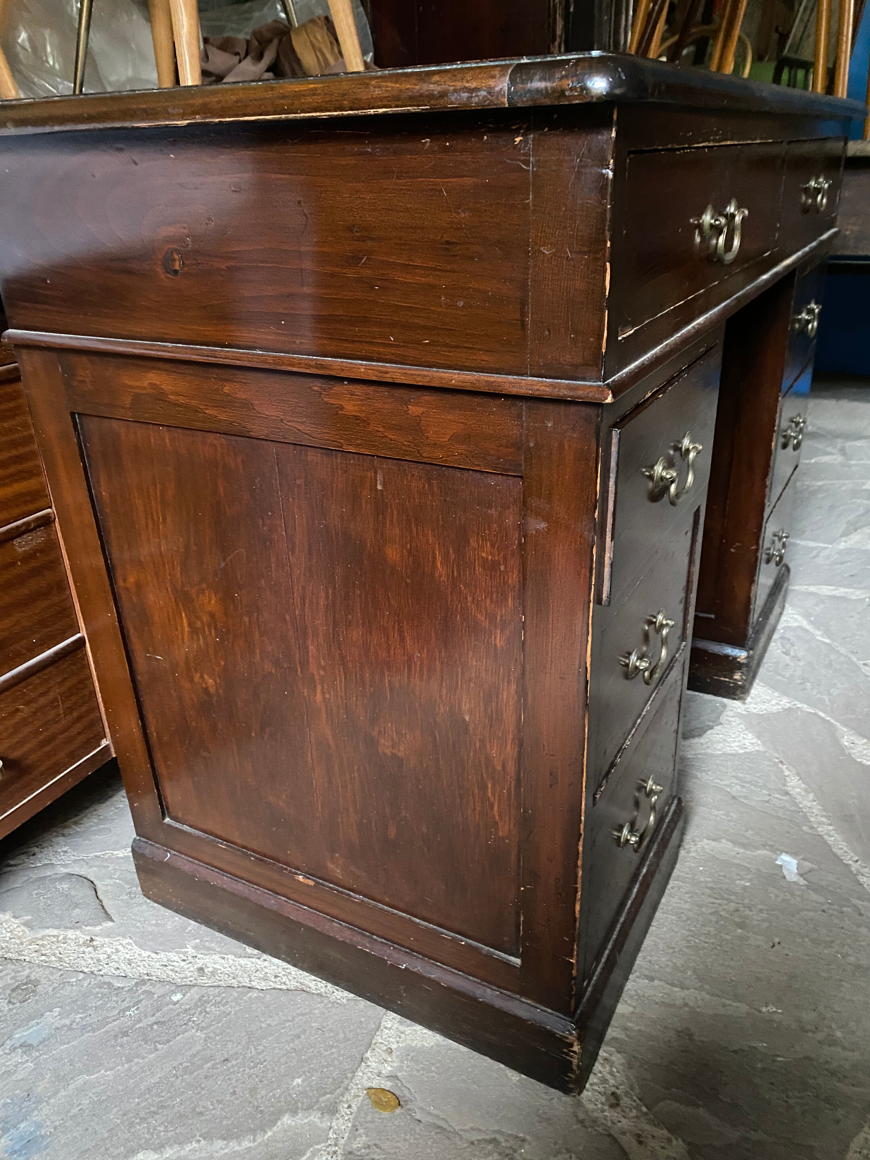 Old English desktop/console early XX
