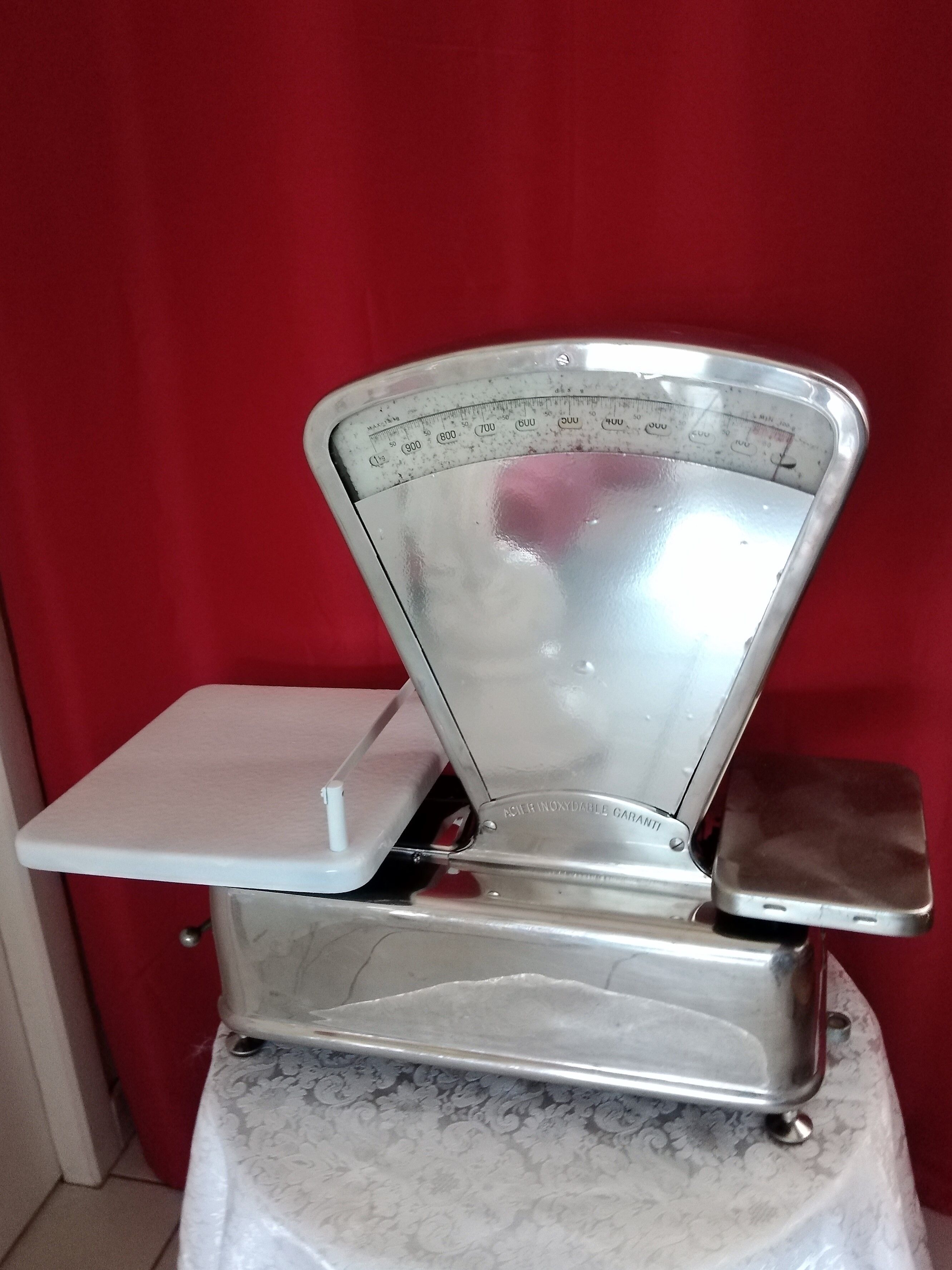 Ancienne balance de boucher testut inox