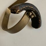 Patère Adnet en bronze et cuir 1950