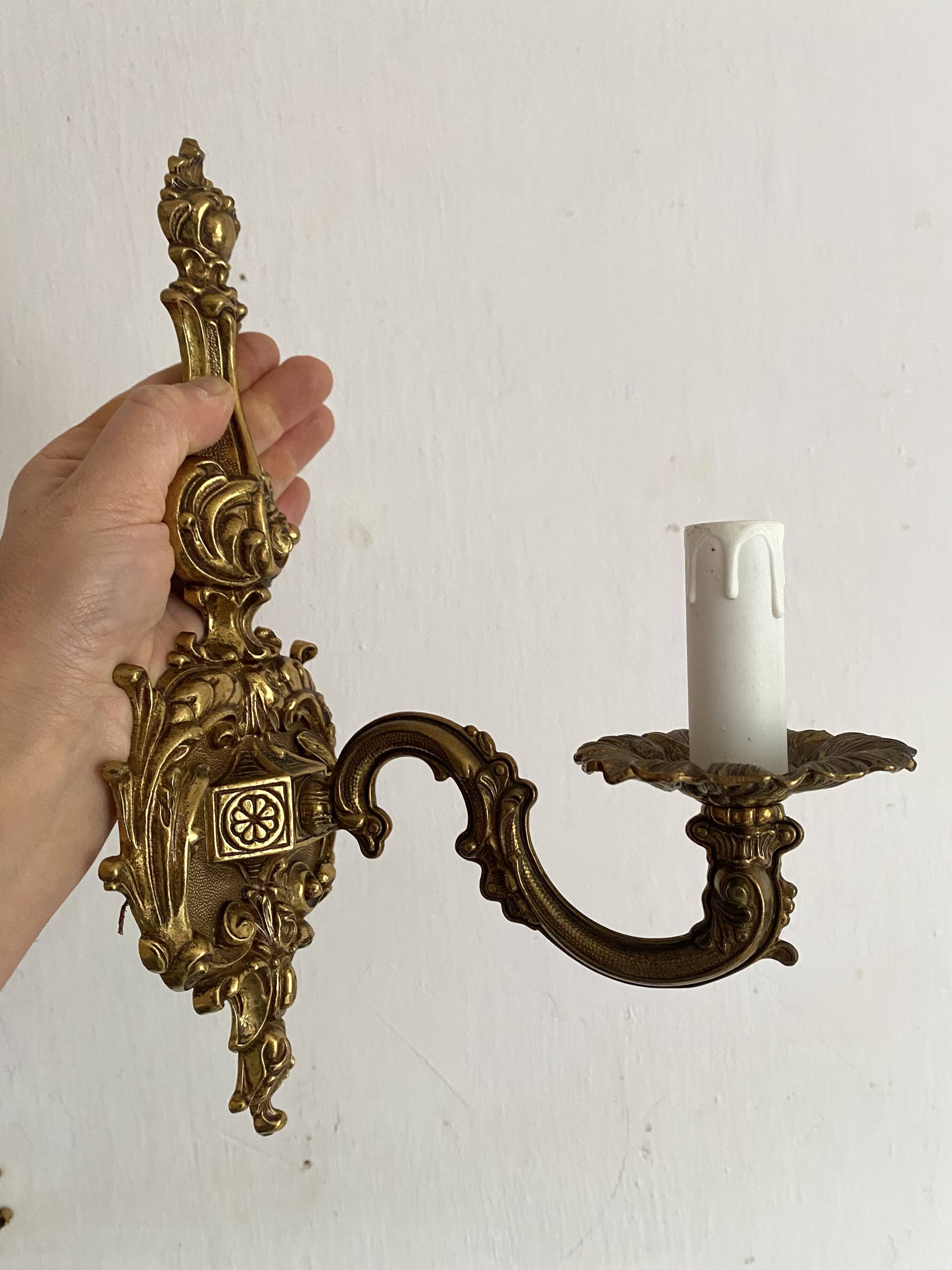 Pair of 1-light gilded brass wall lights