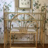 Hairdresser gold metal