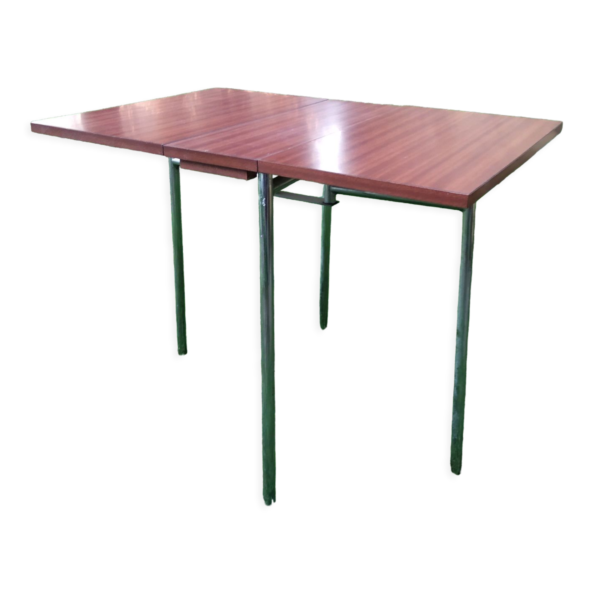 Foldable formica table