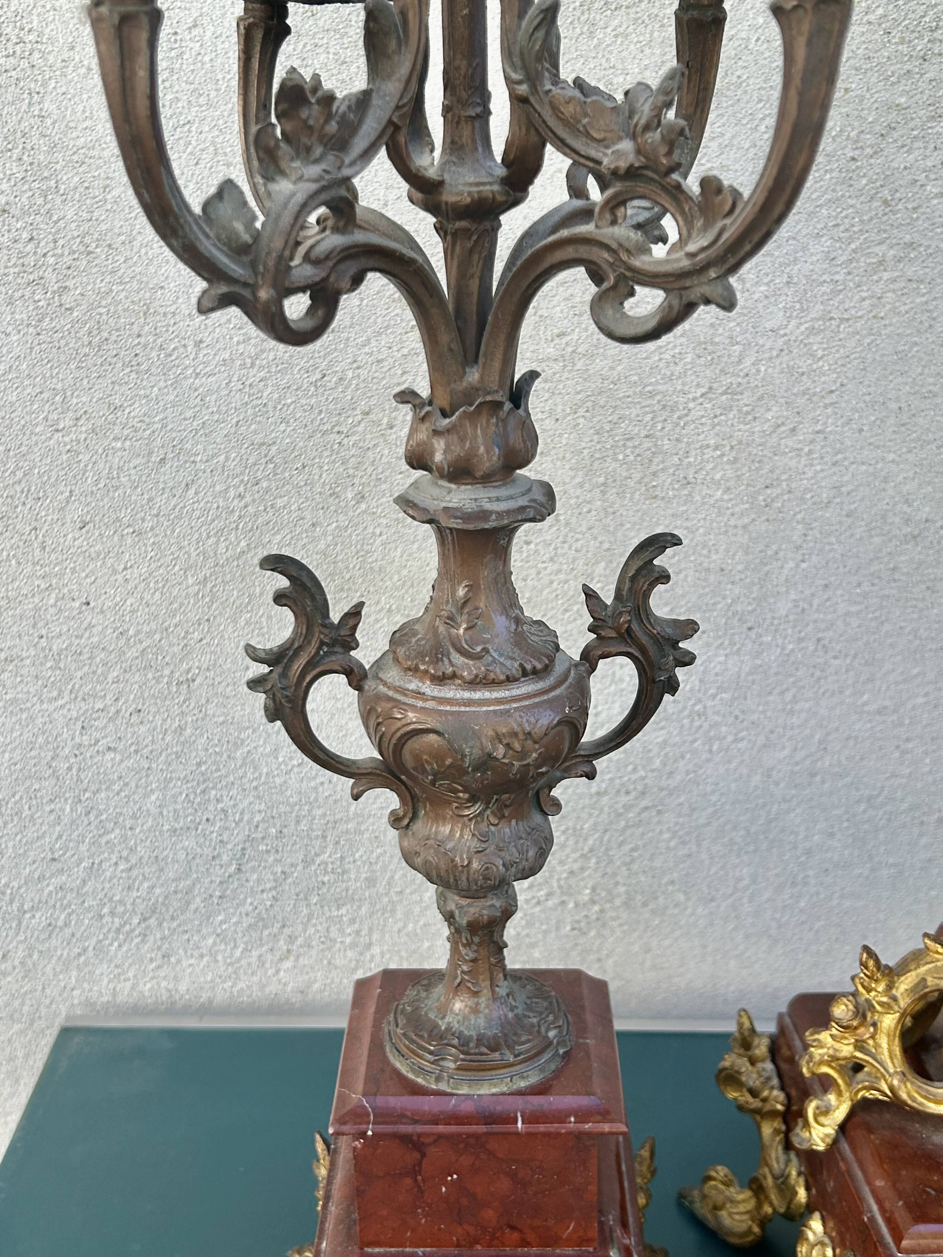 Garniture de cheminée Napoléon III marbre & régule signé Auguste. Moreau