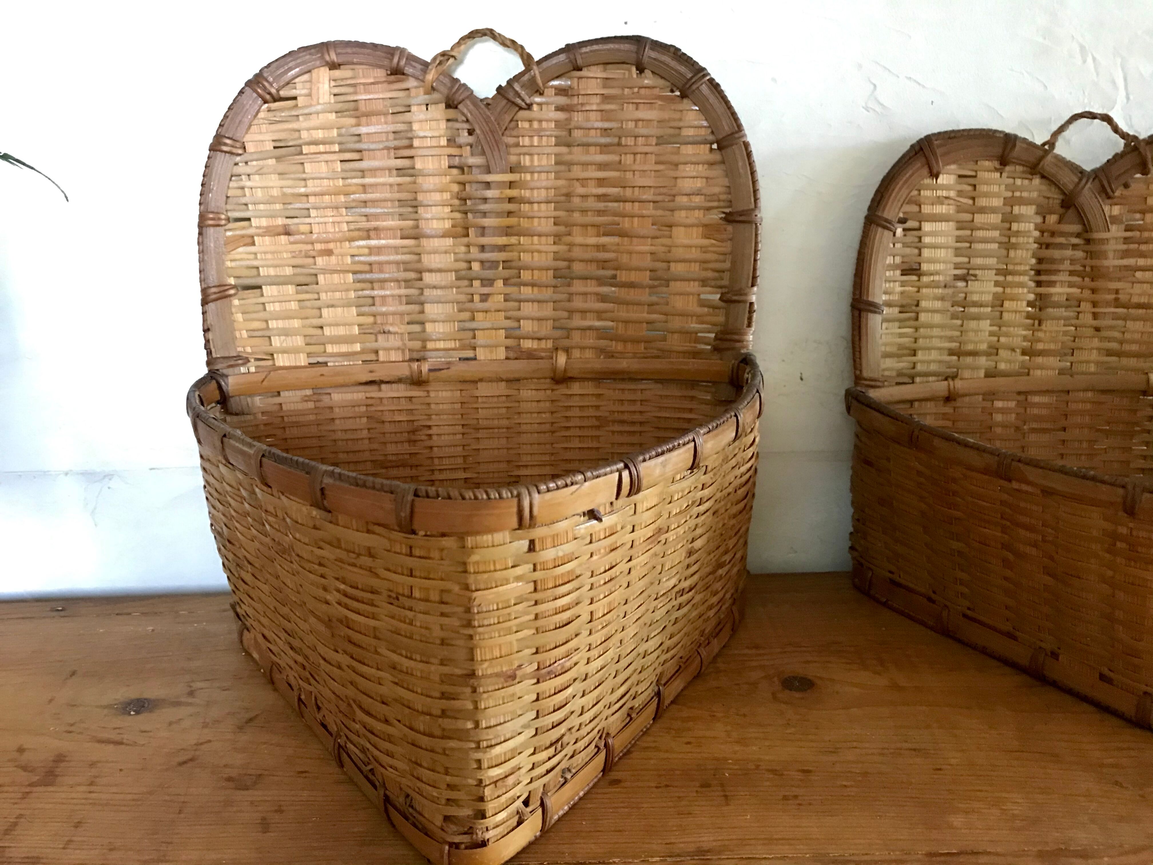 Vintage rattan baskets to hang