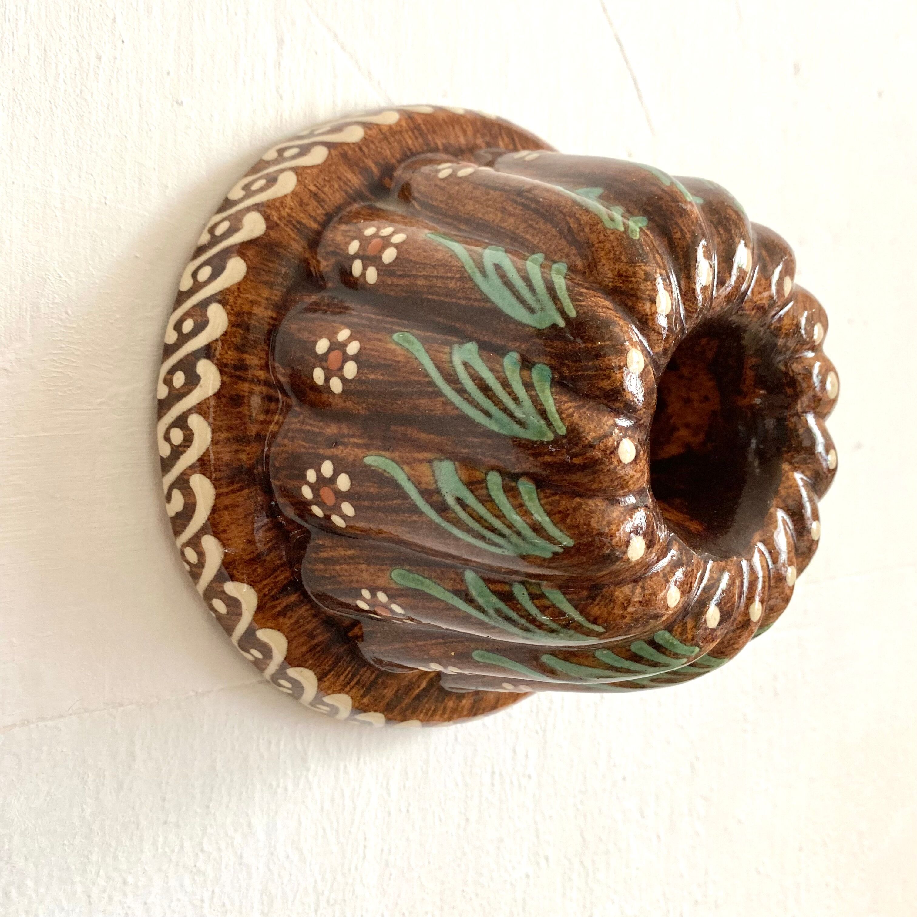 Glazed terracotta kouglof mould