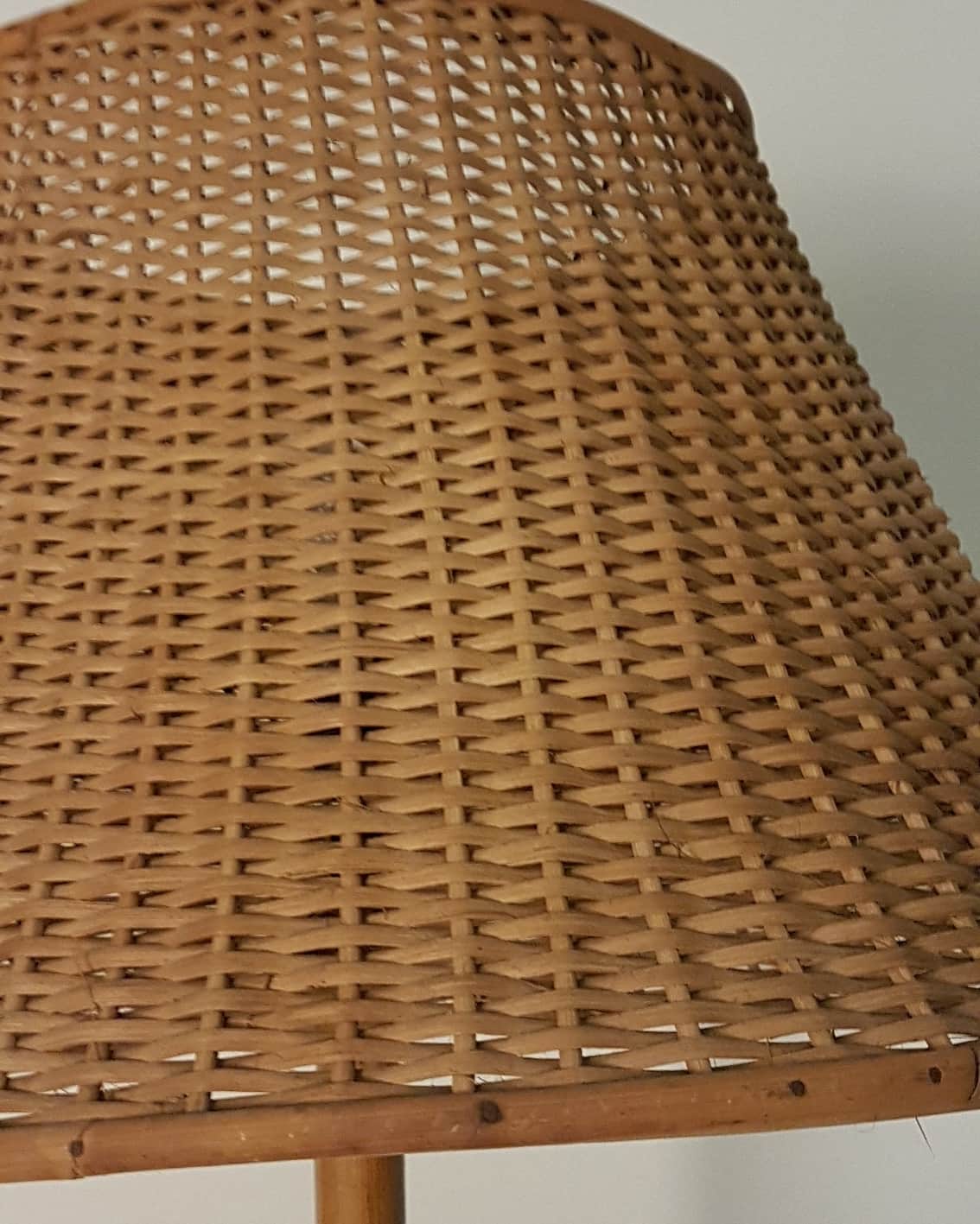 Rattan lamppost period 1960