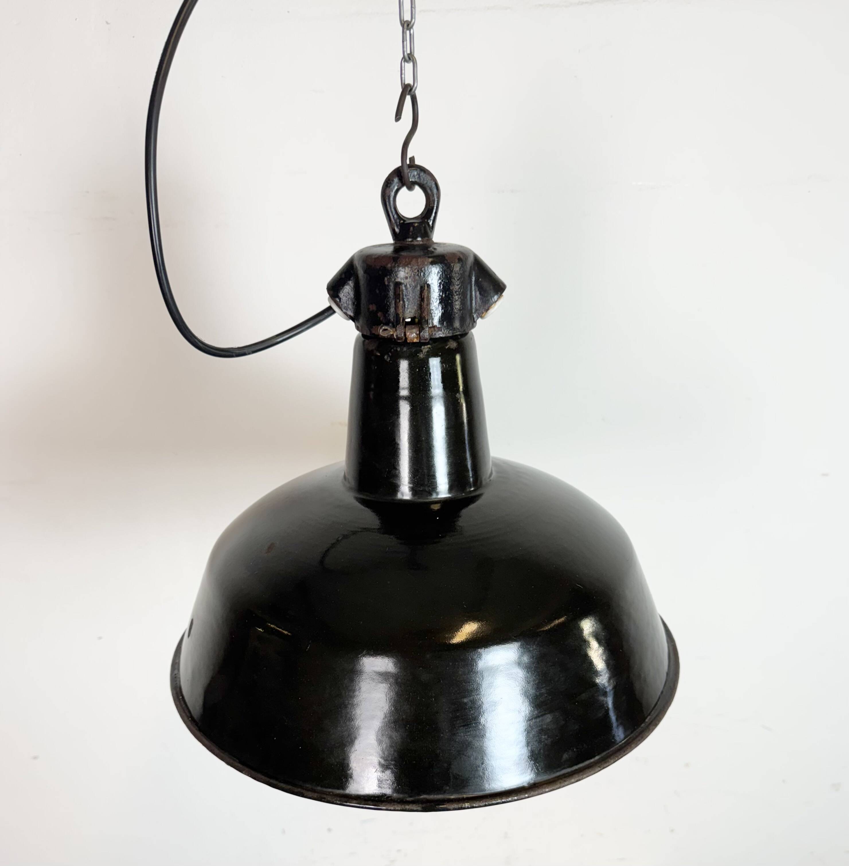 Industrial Black Enamel Factory Lamp with Cast Iron Top, 1950s