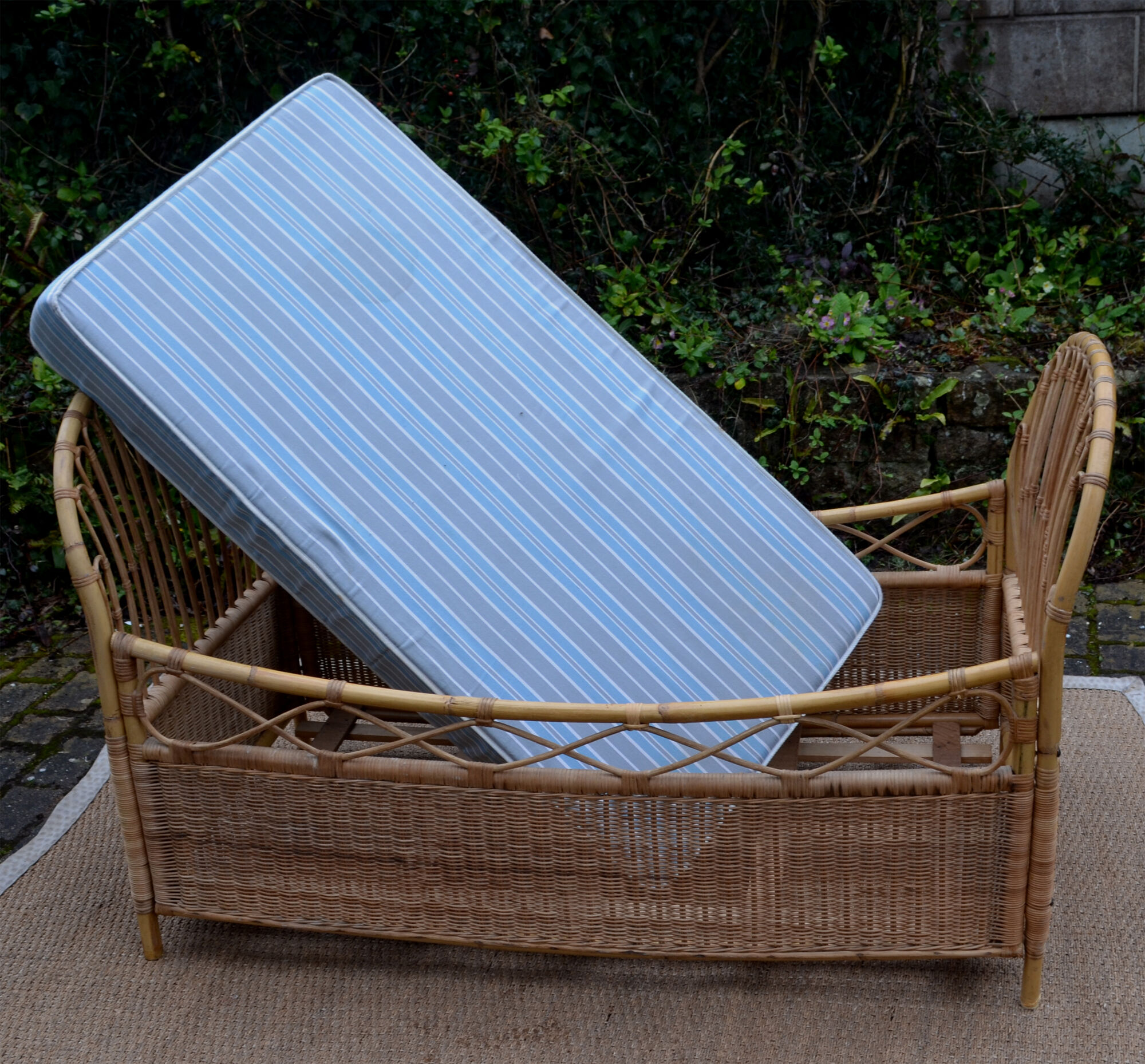 Rattan children's bed