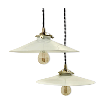 Pair of suspensions bistrot 1920 opaline