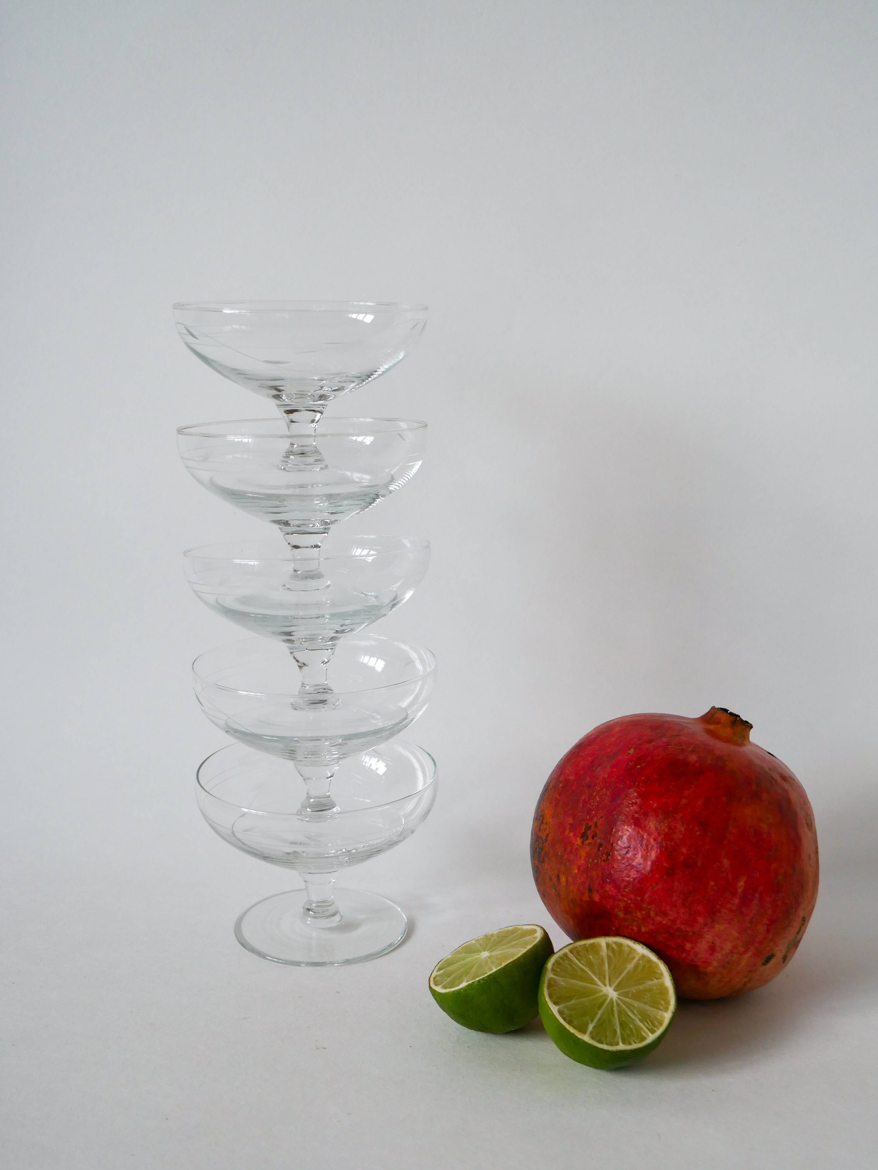 set of 5 engraved crystal champagne glasses 1950 9 x 6.5 cm