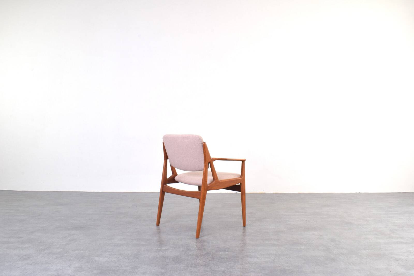 Fauteuil Ella en teck et laine du milieu du siècle par Arne Vodder pour Vamo Sønderborg