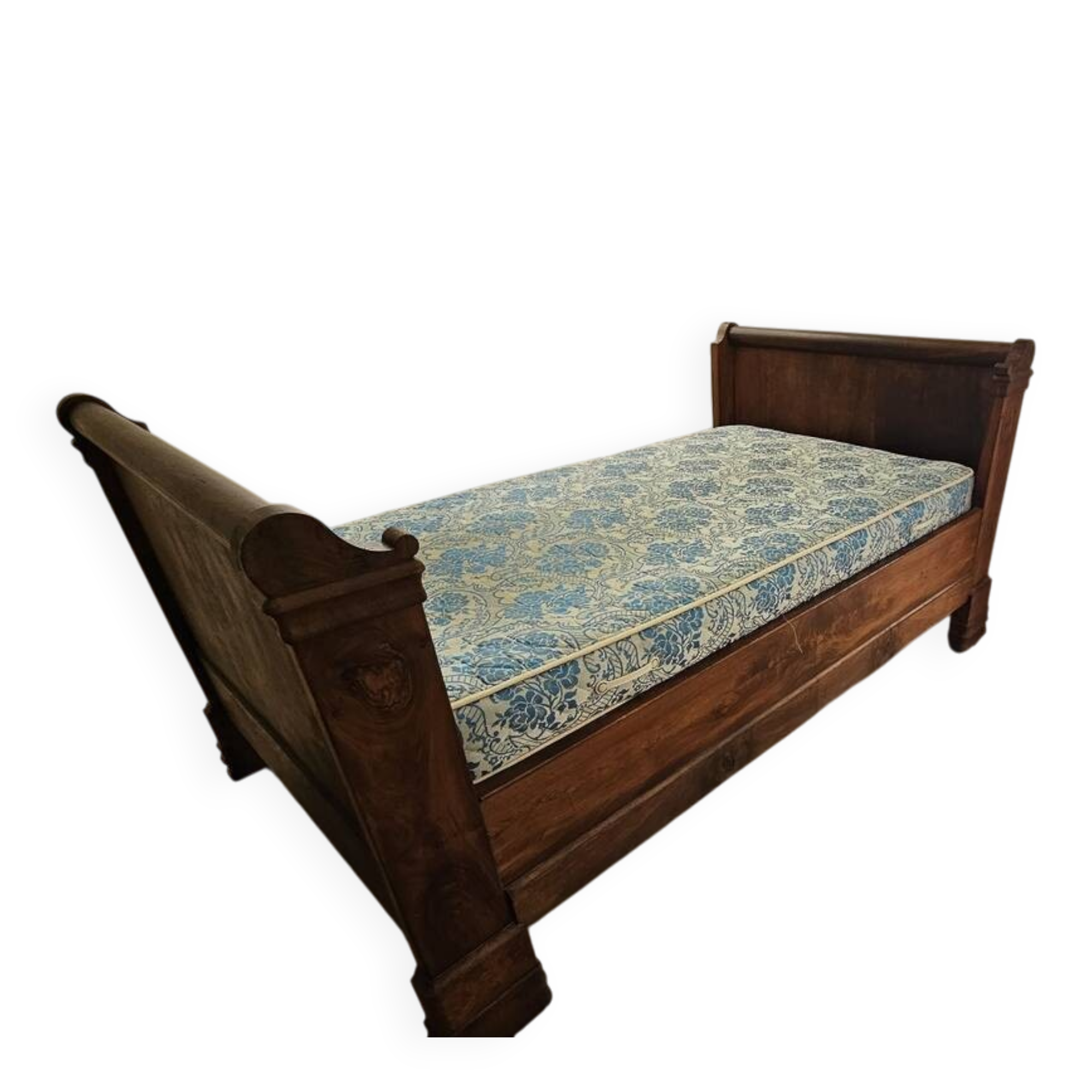 Lit boat Louis-Philippe in walnut, 19th century