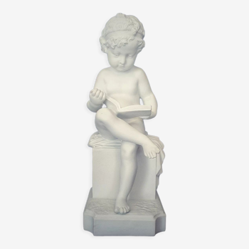 Sculpture of the child under study