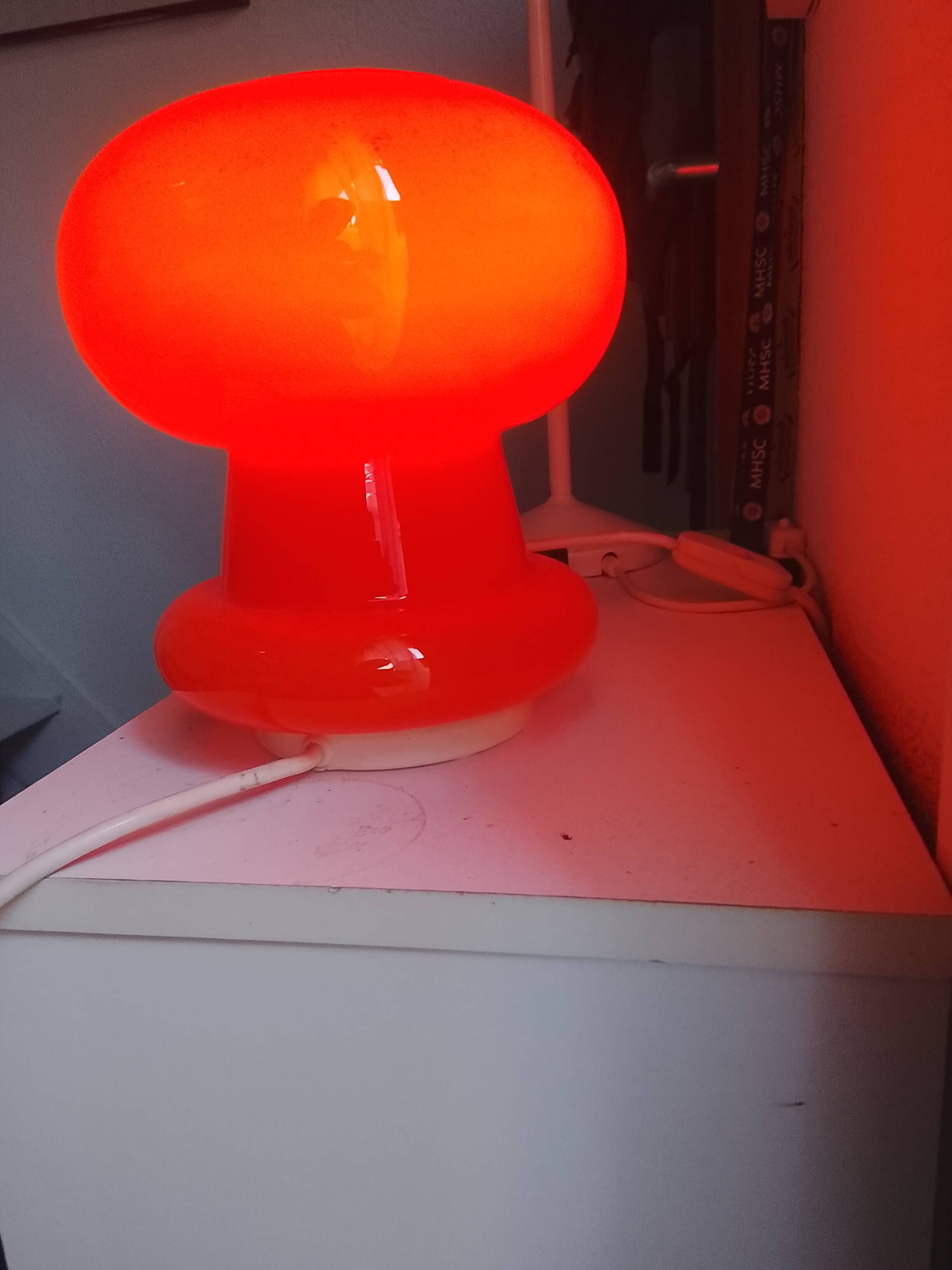 Lampe champignon space age en verre opalin