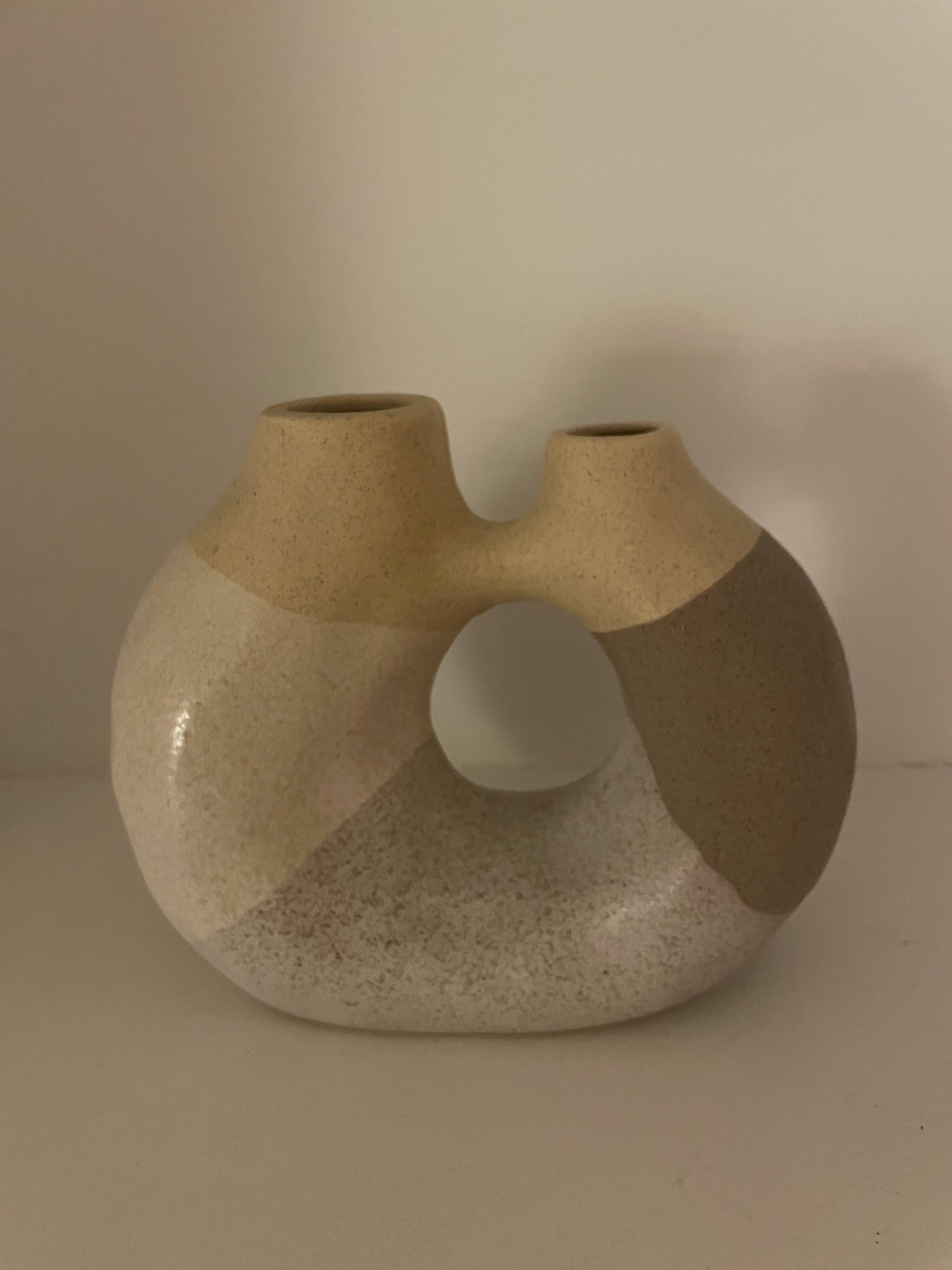 Set of 18 decorative items