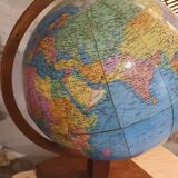 Vintage globe Gérard and Barrère