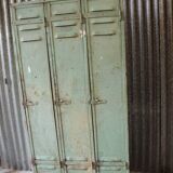 Metal cabinet, 3 door lockers