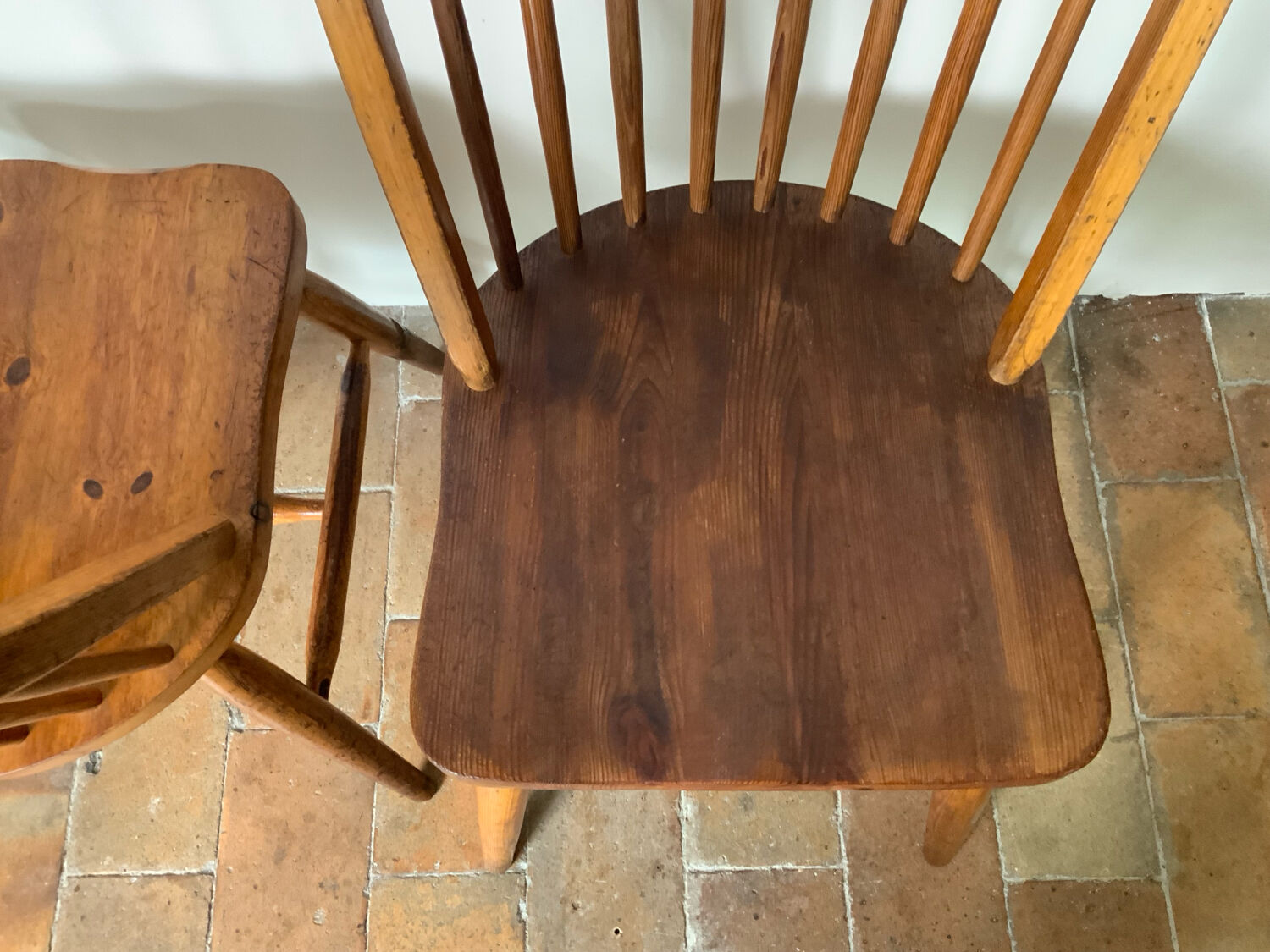 Paire de chaises anglaises en pin