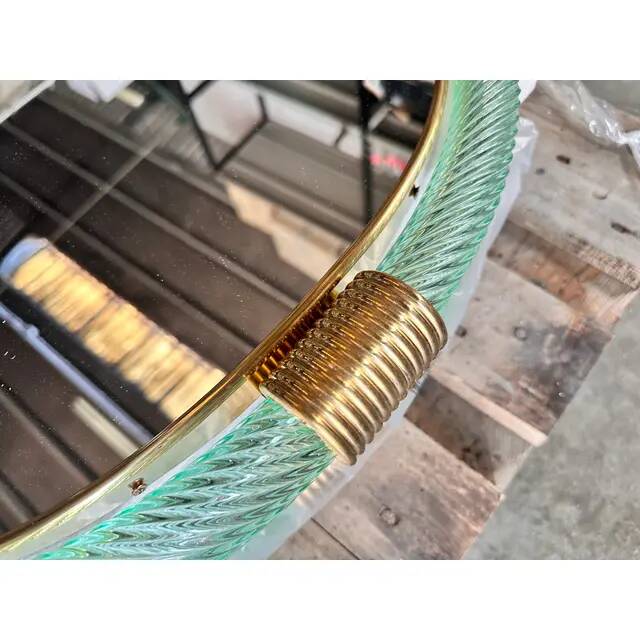 Murano glass wall mirror "Torgiglione-Torchon" round Venetian green