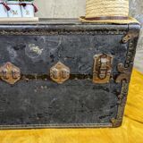 Antique travel trunk mendel trunk