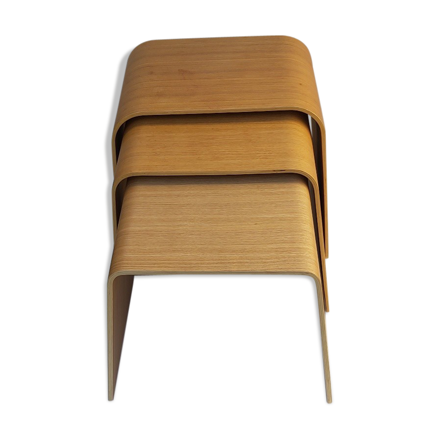 Tables giggled wood laminated glued