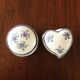 Set of two porcelain pillbox boxes
