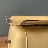 Vintage Yellow Testut scale, 1950s