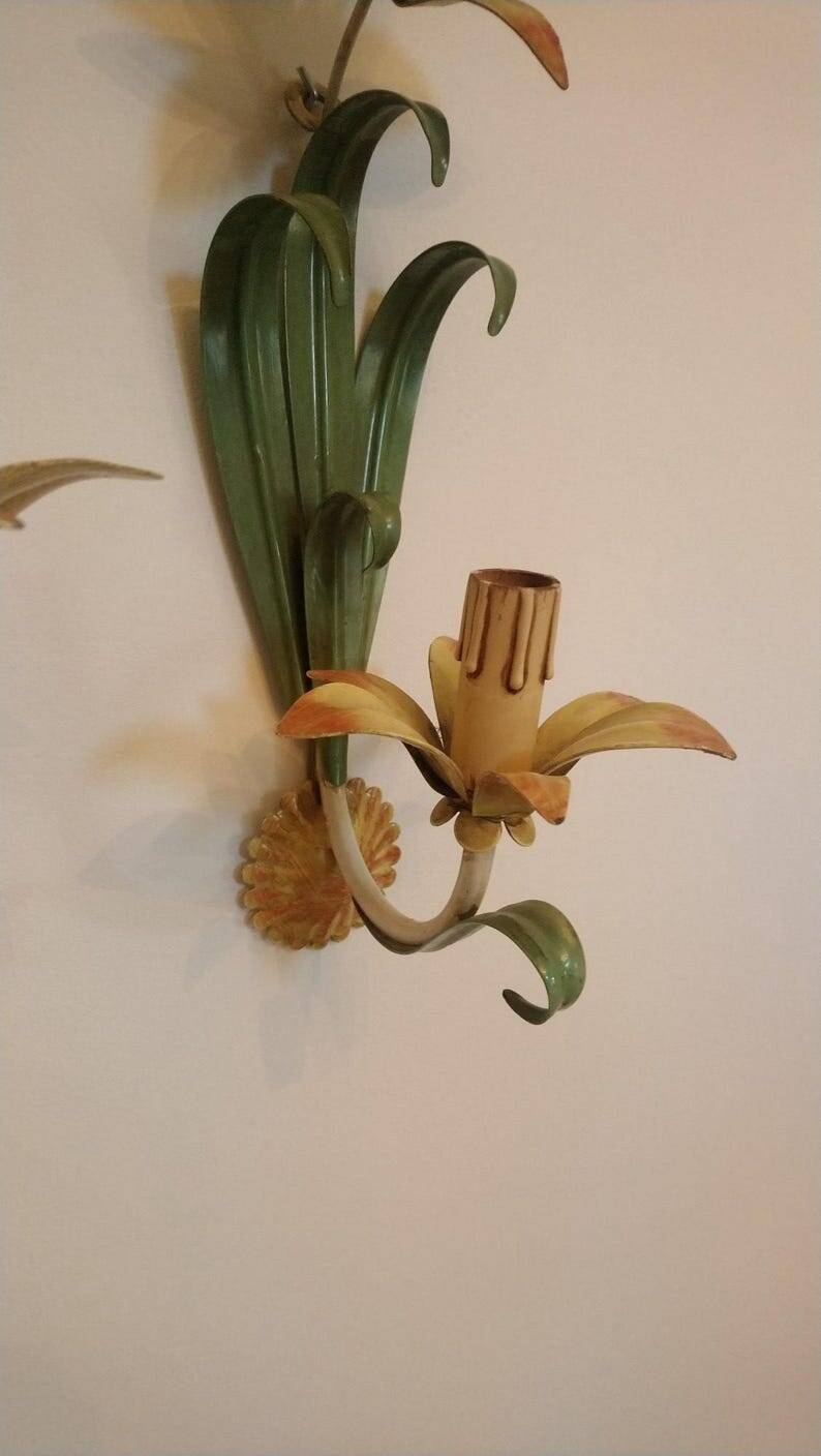 Floral single-arm wall lights, wall sconces, toleware, French vintage enamel.
