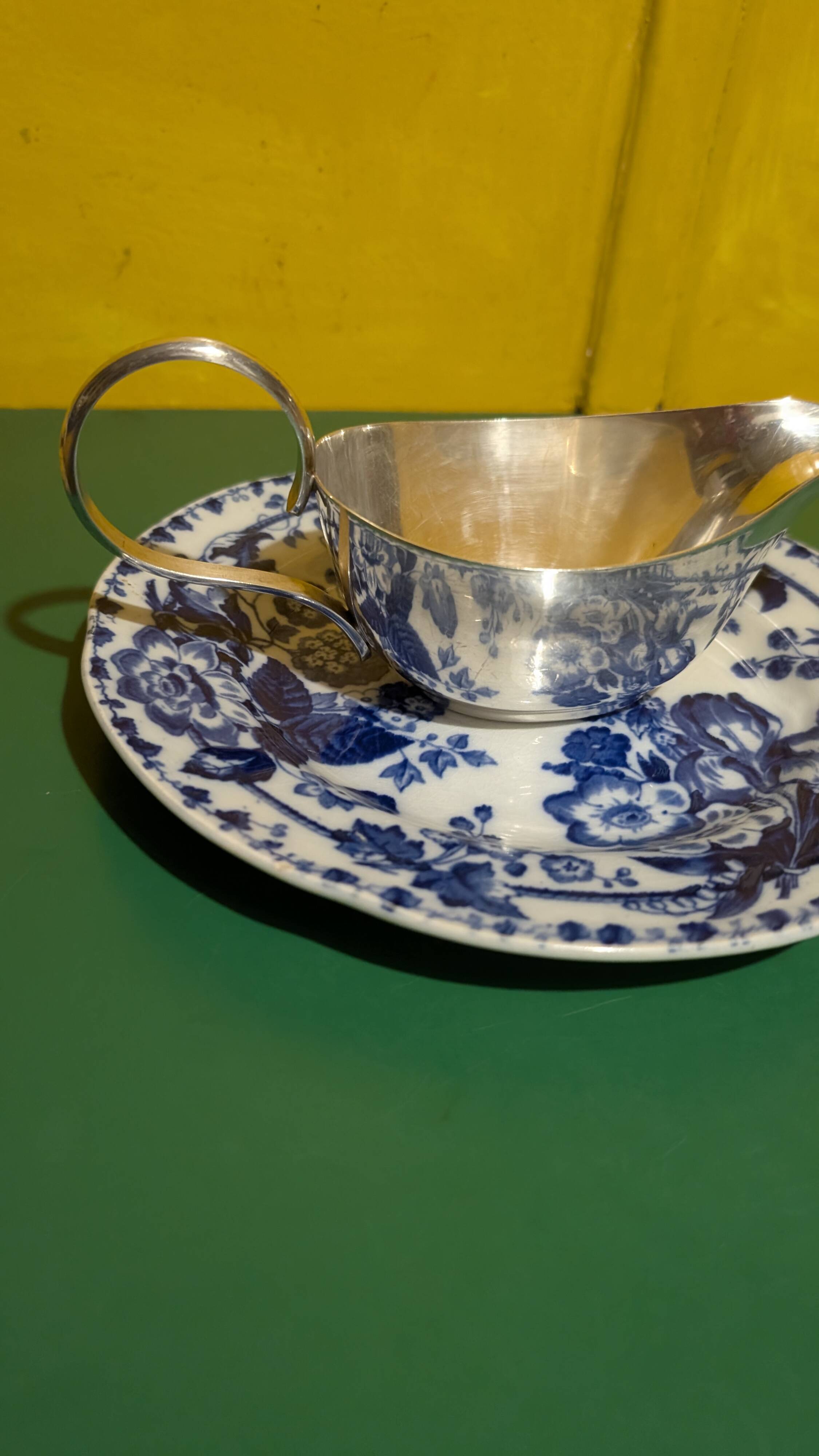 Silver-plated metal gravy boat, made by Meurgey silversmiths in Paris