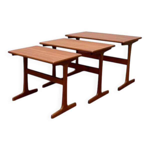 Tables gigognes en teck danois du milieu du siècle de Vildbjerg Møbelfabrik, années 1960, ensemble de 3