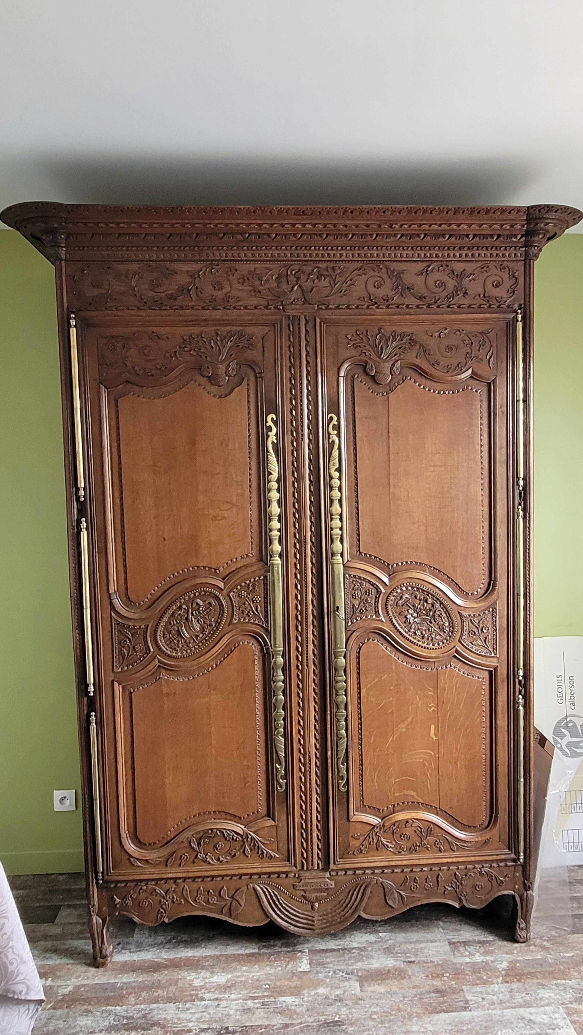 Armoire normande