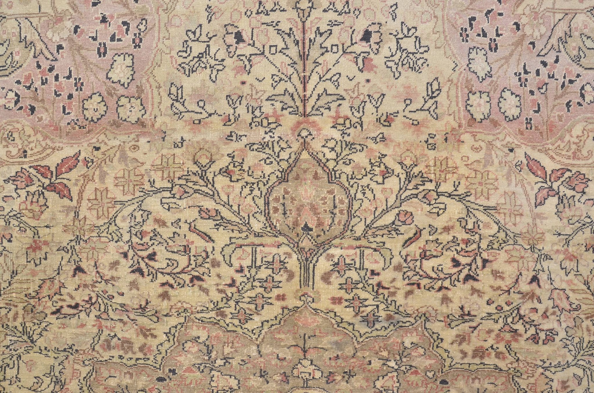 Tapis vintage à motifs floraux, fait à la main, sku698