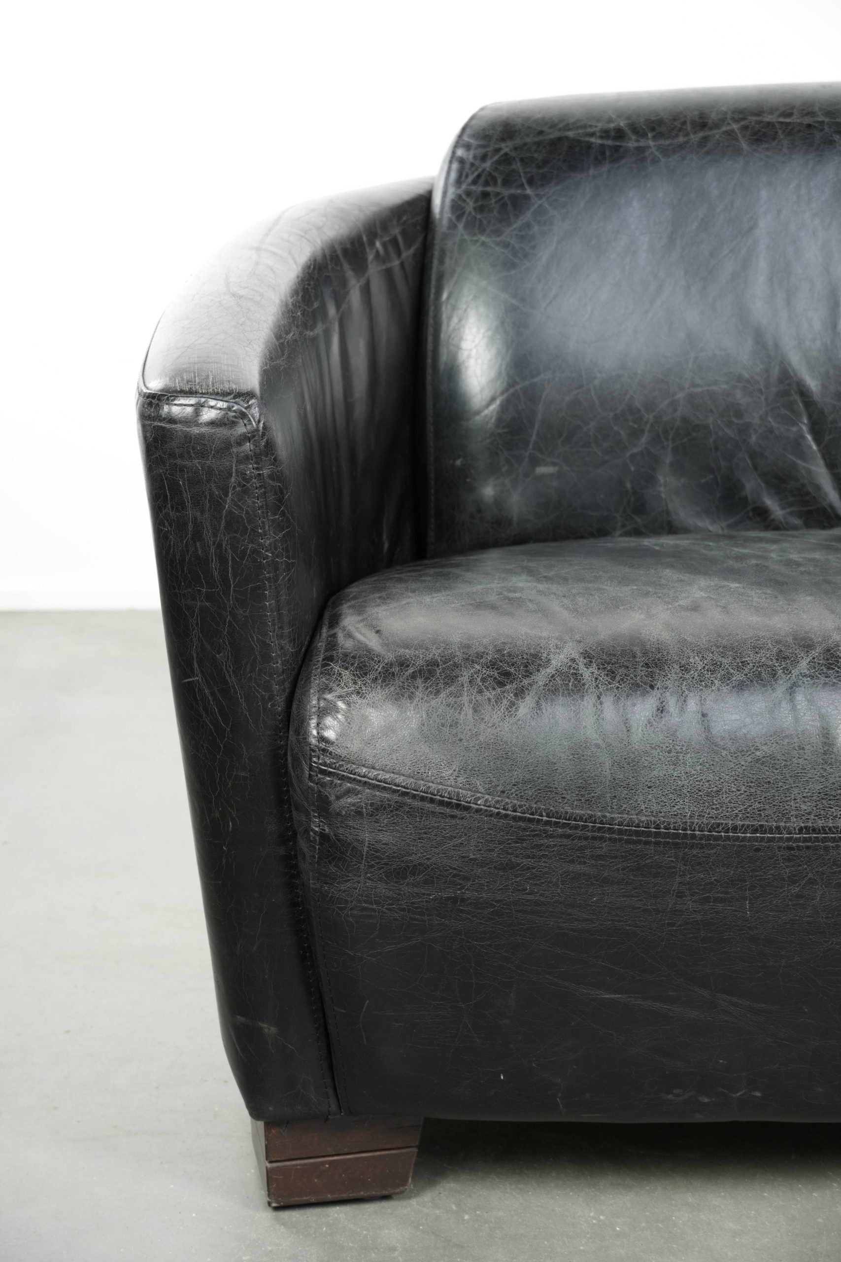 Amazing and unique cowhide aviator design bench, 2-seater