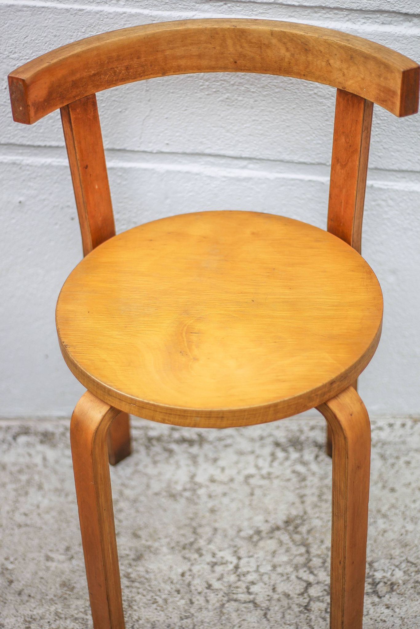 Set of 2 Alvar aalto bentwood chairs model 68, Artek Finland