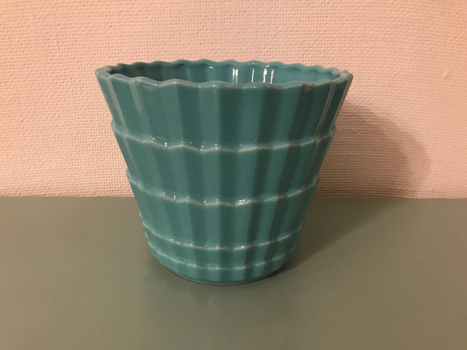 Saint Clément plant pot