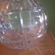 Vase boule en cristal taillé (