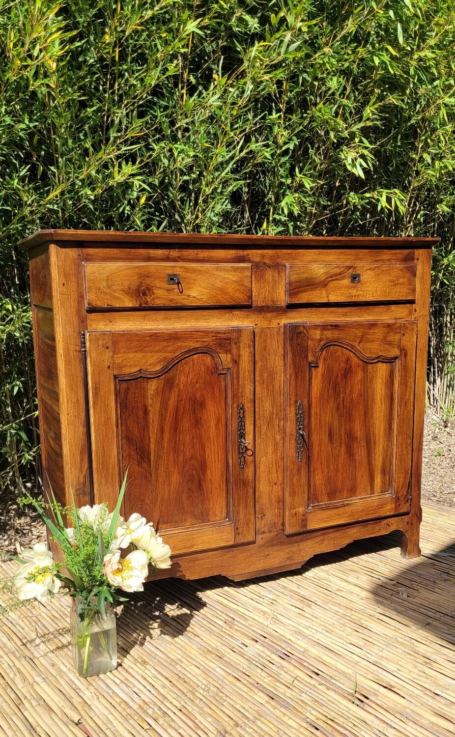 Large Louis XV country sideboard in walnut