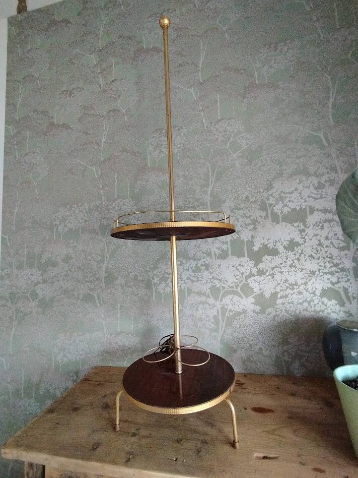 Vintage 70s floor lamp – Bottle rack & wooden coasters