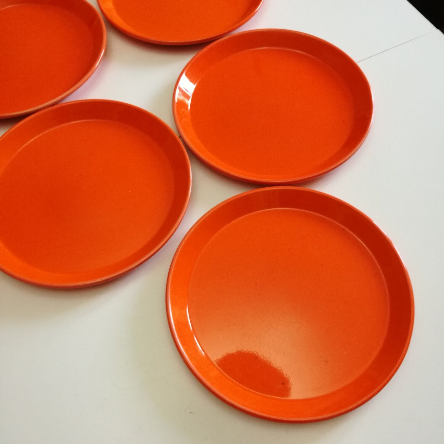 Orange mbfa Pornic 1970 plates, set of 8