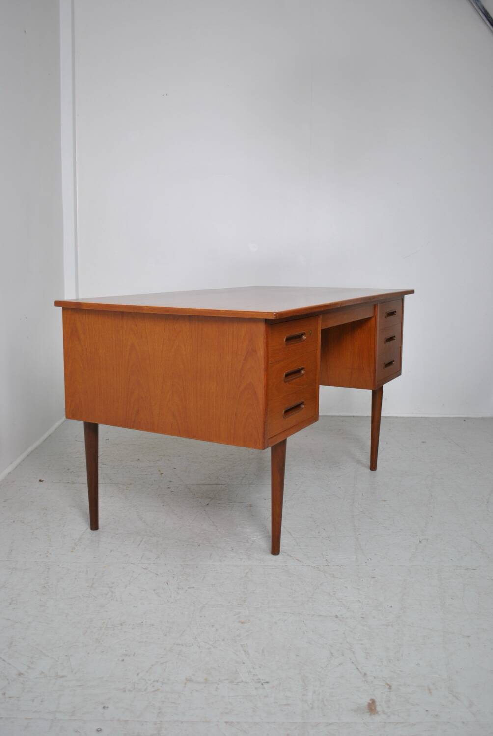 Bureau scandinave teck 1960