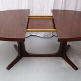 Baumann Oval Table