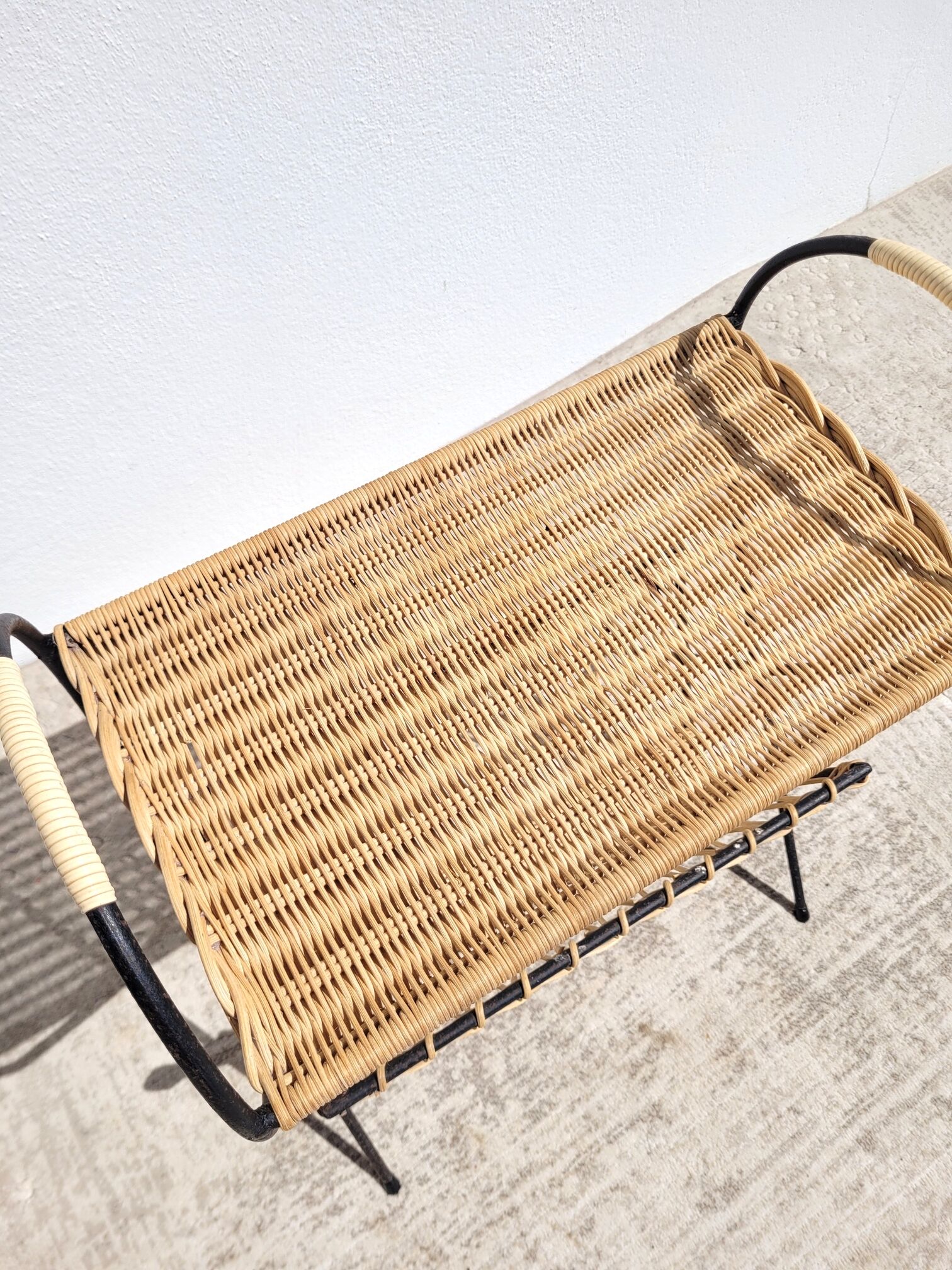 Fifth wheel rattan magazine holder 1960 fish