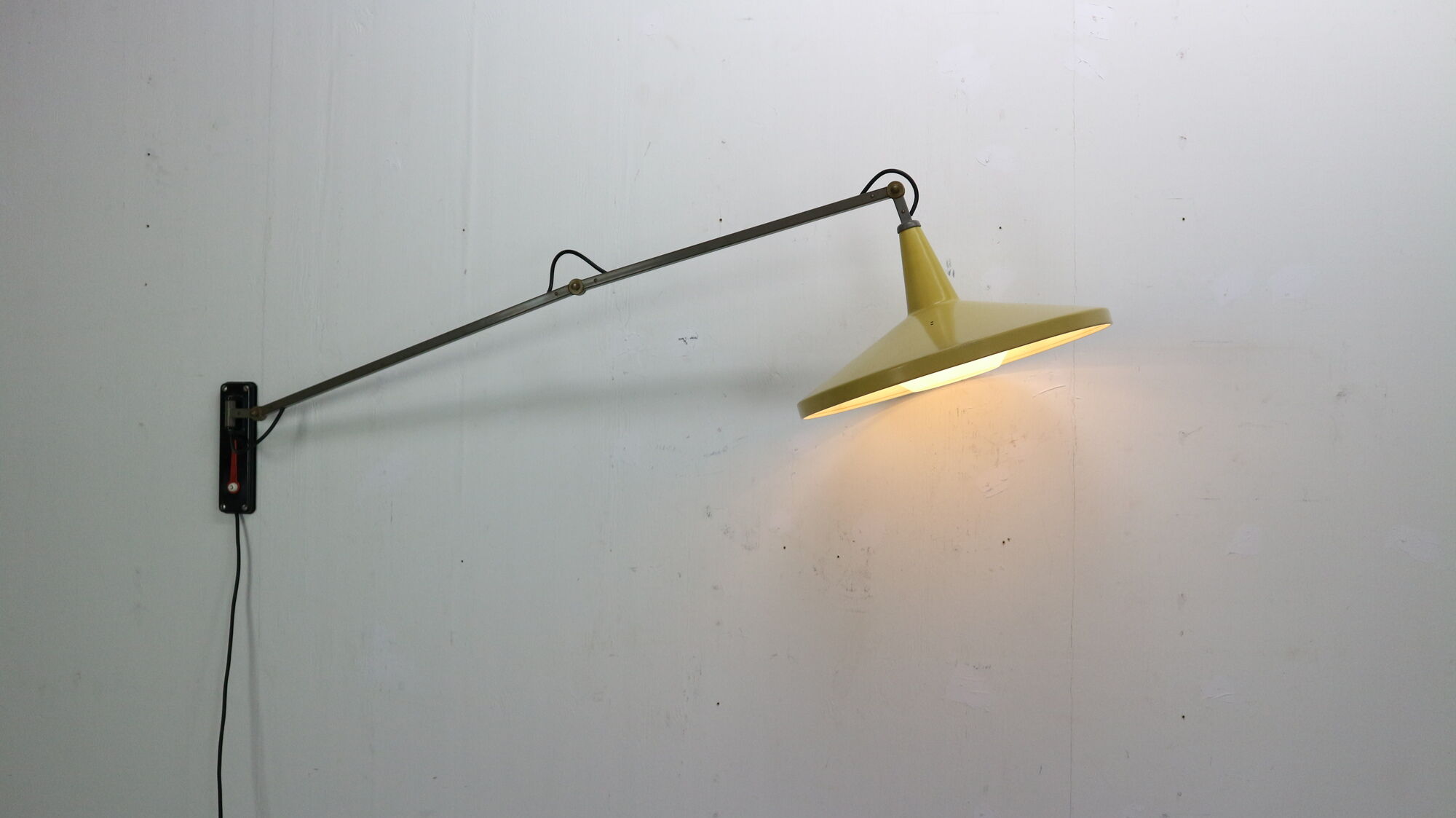 Yellow & grey Wim Rietveld 'Panama' wall lamp 4050 for Gispen 1955s Dutch design