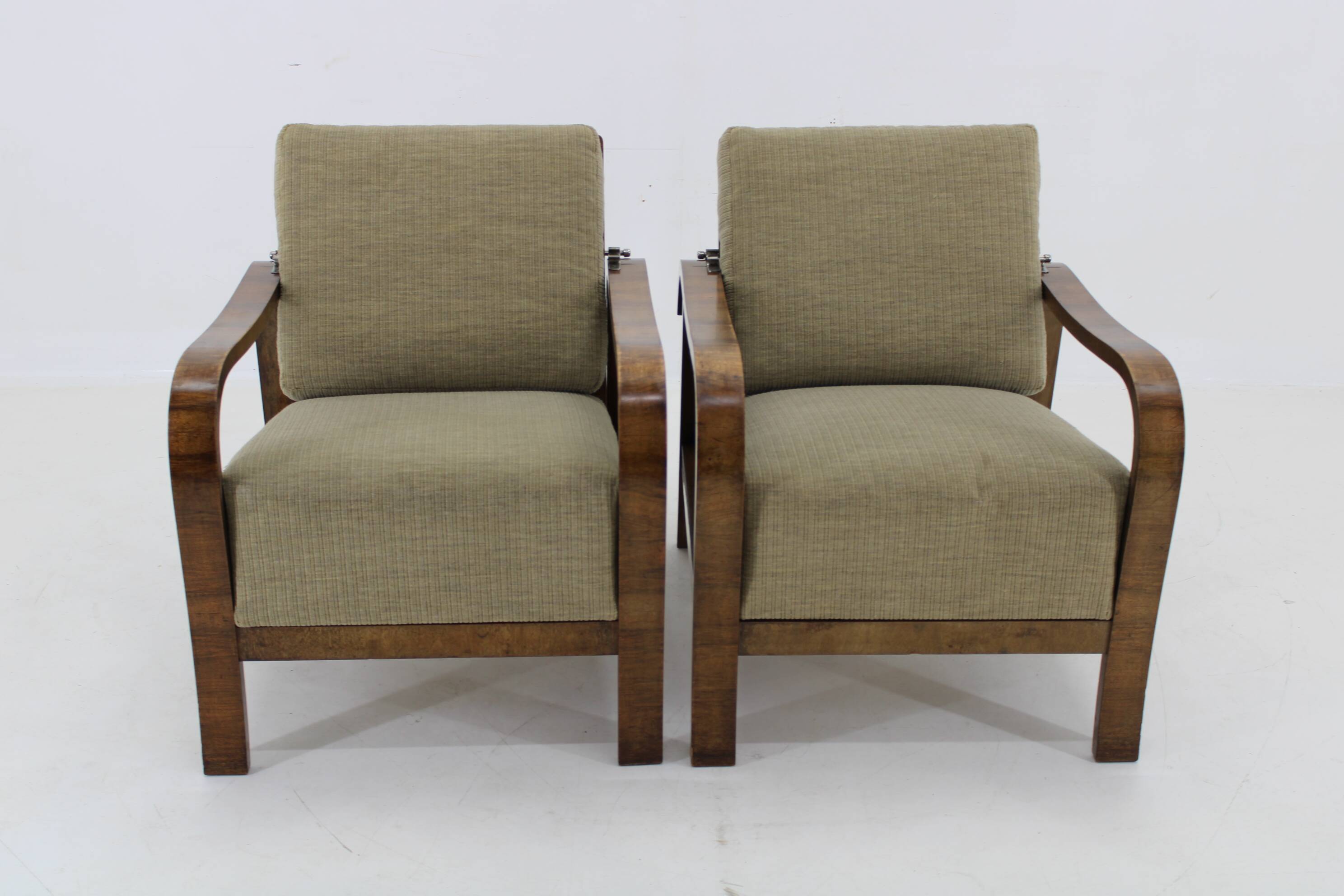 1930s Pair of Art Deco Armchairs in Walnut Finish, Czechoslovakia